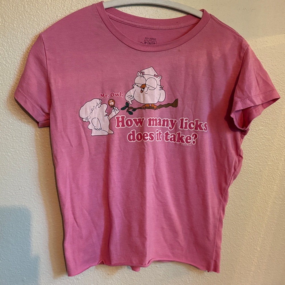 Vintage TNT cropped baby Tee “how many licks does it take?”